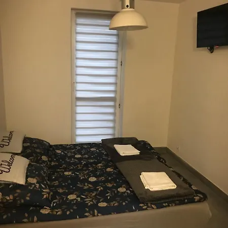 Kris Apartment Kajetany Zewnętrze zdjęcie